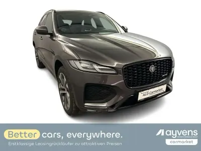 Käytetty Jaguar F-Pace R-Dynamic 300 HP (220 kW) 2022 Harmaa Katumaasturi