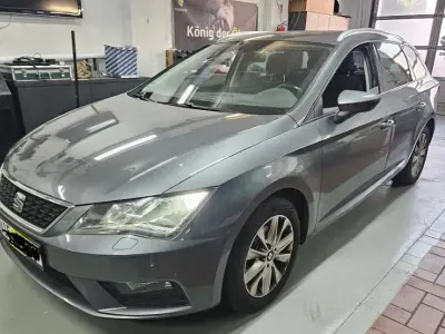 Używany Seat Leon ST Style 110 KM (80 kW) 2018 Szary Kombi