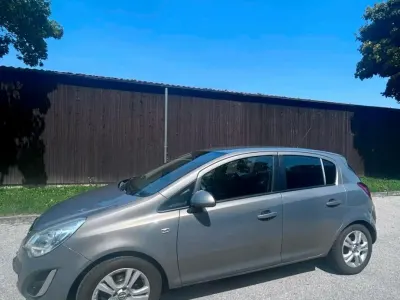 Gebraucht Opel Corsa 86 PS (63 kW) 2013 Braun Kleinwagen