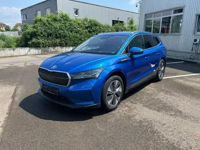 Gebraucht Skoda Enyaq iV Lounge 150 kW (204 PS) 2021 Raceblau metallic SUV
