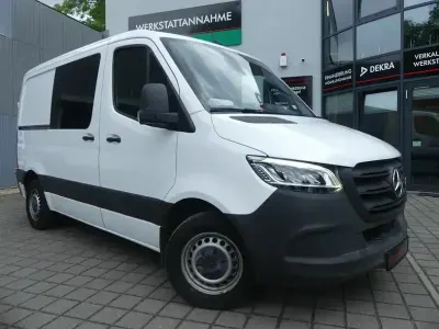 Gebraucht Mercedes Sprinter 143 PS (105 kW) 2022 Arktikweiss Van