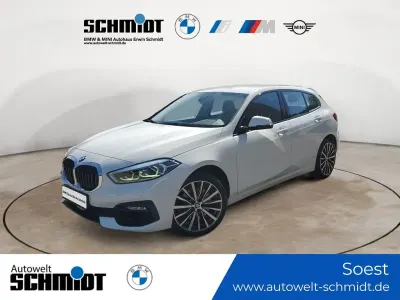 Gebraucht BMW 120 Sport Line 178 PS (130 kW) 2022 Weiß Limousine