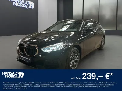 Gebraucht BMW 118 Sport Line 150 PS (110 kW) 2023 Schwarz / saphirschwarz (metallic) Kleinwagen