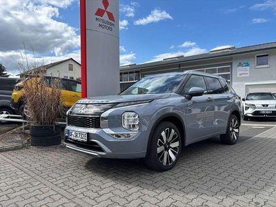 Gebraucht Mitsubishi Outlander P-HEV 306 PS (225 kW) 2025 Mondsteingrau SUV