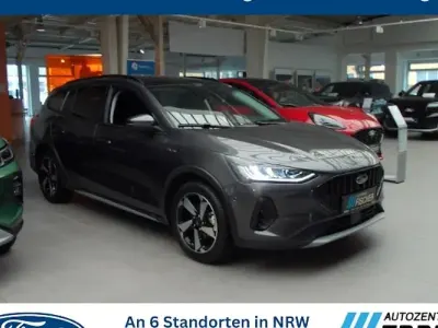Gebraucht Ford Focus Active X 155 PS (114 kW) 2025 Grau Kombi