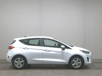 Gebraucht Ford Fiesta Cool & Connect 75 PS (55 kW) 2023 Weiss Kleinwagen