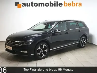 Gebraucht VW Passat Business 150 PS (110 kW) 2023 Deep black Kombi