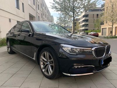 gebraucht BMW 740 e iPerformance -Absolute Vollausstattung