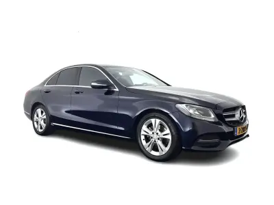 Gebraucht Mercedes C200 136 PS (100 kW) 2015 Blau Limousine
