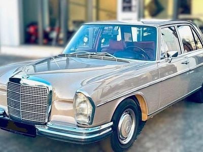 Gebraucht Mercedes 280 160 PS (117 kW) 1970 Beige Limousine