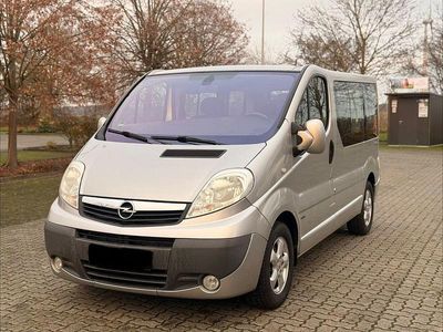 Gebraucht Opel Vivaro 145 PS (106 kW) 2007 Silber Van / Kleinbus