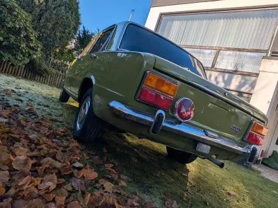 Gebraucht Fiat 124 64 PS (47 kW) 1976 Grün Limousine