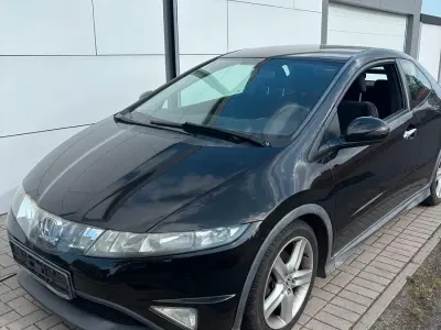 Käytetty Honda Civic Type S 140 HP (102 kW) 2007 Musta Viistoperä