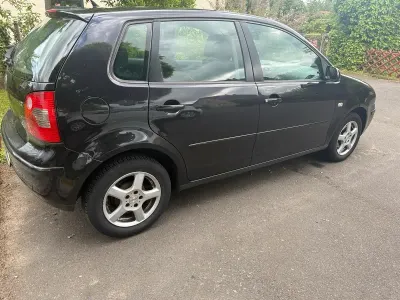 Gebraucht VW Polo 64 PS (47 kW) 2004 Schwarz Kleinwagen