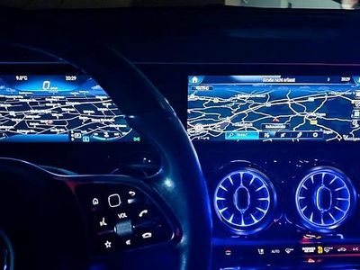 Gebraucht Mercedes B200 Business 150 PS (110 kW) 2020 Schwarz Van / Kleinbus