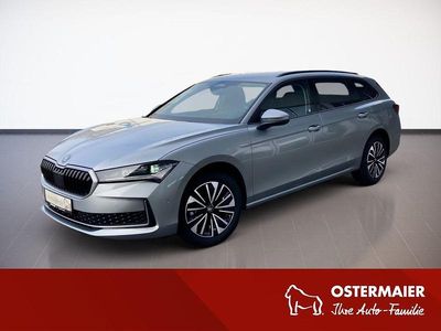 Aluminiumsilber Neu 2025 Skoda Superb Drive Kombi | 51.880 € (Teuer)