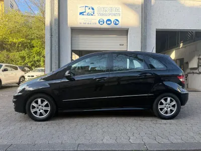 Gebraucht Mercedes B170 116 PS (85 kW) 2008 Schwarz Van / Kleinbus