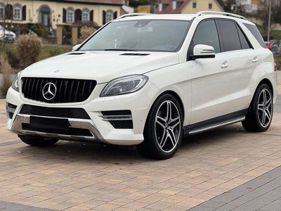 Weiß Gebraucht 2013 Mercedes ML350 AMG SUV | 18.900 € (Fairer Preis)