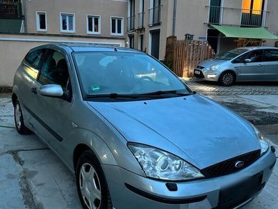 gebraucht Ford Focus 1.8 Benzin