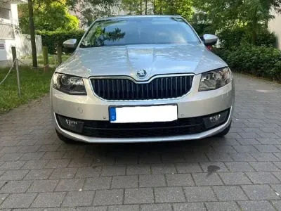 Brugt Skoda Octavia Elegance 179 HK (131 kW) 2014 Sølv Stationcar