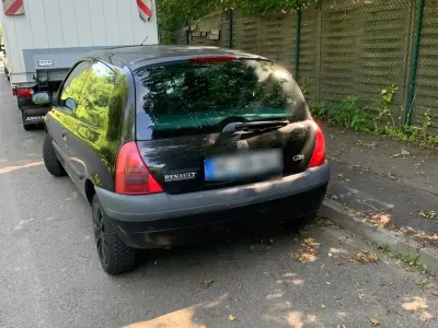 Gebraucht Renault Clio 65 PS (47 kW) 2000 Schwarz Kleinwagen