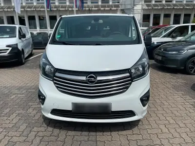 Gebraucht Opel Vivaro 120 PS (88 kW) 2016 Weiß Van / Kleinbus