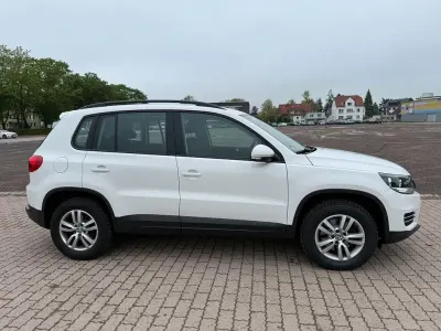 Używany VW Tiguan Trendline 160 KM (117 kW) 2012 Biały SUV