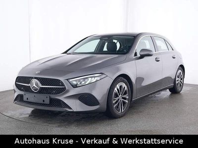 Gebraucht Mercedes A200 Advanced 163 PS (119 kW) 2023 Grau Limousine