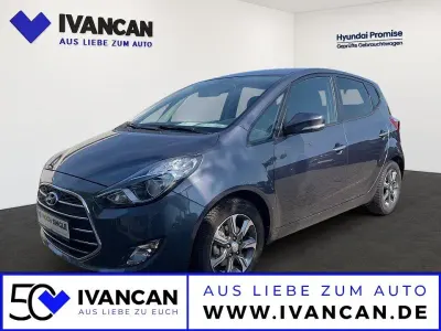 Gebraucht Hyundai ix20 Space Plus 125 PS (91 kW) 2019 Micron grey Kleinwagen