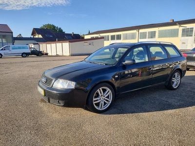 Gebraucht Audi A6 205 PS (150 kW) 2002 Schwarz Kombi