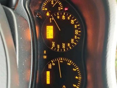 Gebraucht Toyota Avensis T2 147 PS (108 kW) 2005 Kombi