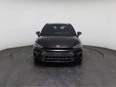 Neu Cupra Leon VZ 333 PS (244 kW) 2025 Schwarz, mitternachtsschwarz (0e Kombi