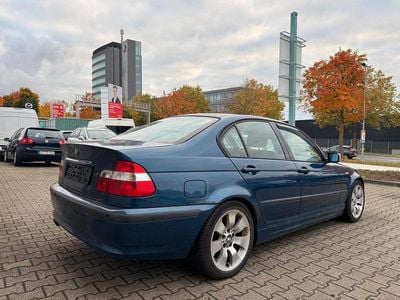 Usata BMW 325 192 CV (141 kW) 2002 Blu Berlina