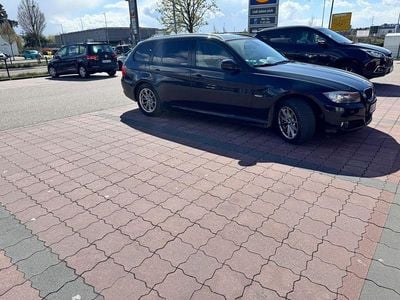 Gebraucht BMW 320 Exclusive 170 PS (125 kW) 2011 Schwarz Kombi