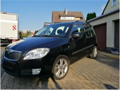 Używany Skoda Roomster Comfort 105 KM (77 kW) 2008 Czarny Minivan