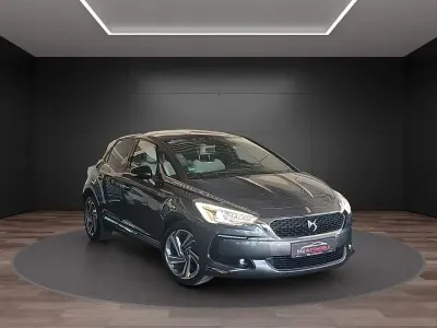 Gebraucht DS Automobiles DS5 Sport Chic 179 PS (131 kW) 2016 Grau Kleinwagen