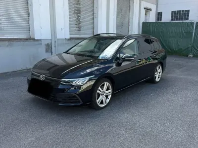 Gebraucht VW Golf VII Life 150 PS (110 kW) 2021 Schwarz Kleinwagen