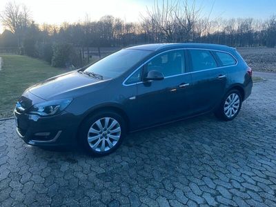 gebraucht Opel Astra Sportstourer