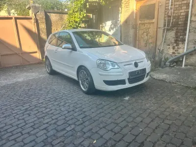 Gebraucht VW Polo 80 PS (58 kW) 2008 Weiß Kleinwagen