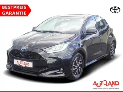 Gebraucht Toyota Yaris Team 116 PS (85 kW) 2022 Schwarz Kleinwagen