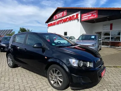 Gebraucht Chevrolet Aveo LT 86 PS (63 kW) 2012 Schwarz Kleinwagen
