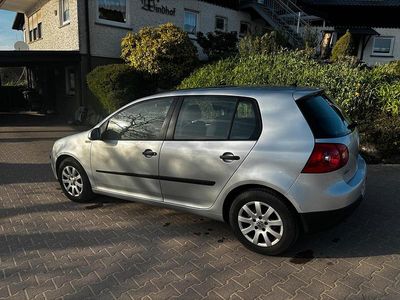 Gebraucht VW Golf IV 102 PS (75 kW) 2004 Silber Limousine