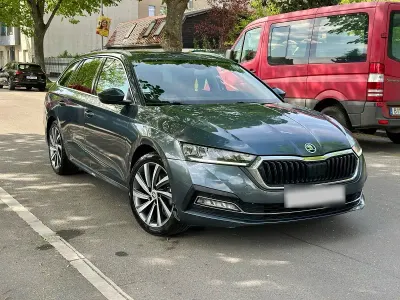 Gebraucht Skoda Octavia 150 PS (110 kW) 2022 Blau Kombi