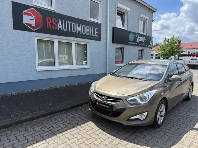 Gebraucht Hyundai i40 Edition 135 PS (99 kW) 2013 Beige Kombi