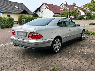 Mercedes CLK320