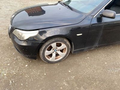 BMW 525