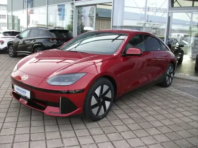 Gebraucht Hyundai Ioniq Techniq 111 kW (151 PS) 2024 Ultimate red Kleinwagen