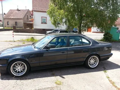 Gebraucht BMW 525 Performance 192 PS (141 kW) 1994 Schwarz Kombi