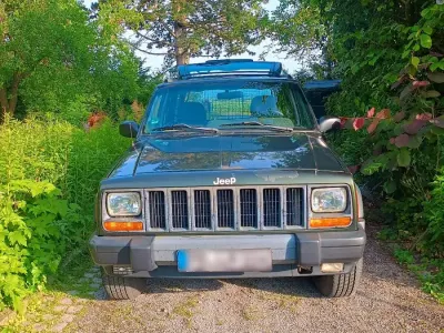 Gebraucht Jeep Cherokee 118 PS (86 kW) 2000 Grün SUV