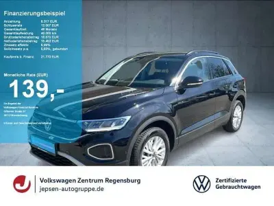 Gebraucht VW T-Roc Life 150 PS (110 kW) 2023 Deep black perleffekt SUV